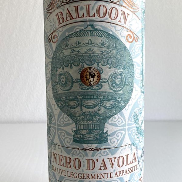 画像2: 2024年バルーン・ネロ・ダヴォラ 750ml (2)
